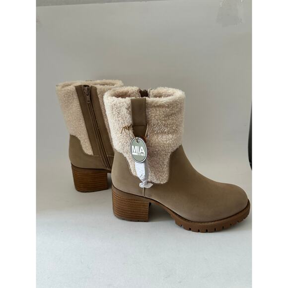 MIA Jakob Boots Booties fur Stone ZipperSize 6.5 M NWT - Picture 1 of 8